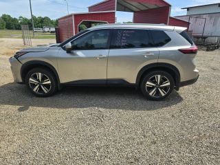 2025 Nissan Rogue SL FWD - Exterior Side Driver Image
